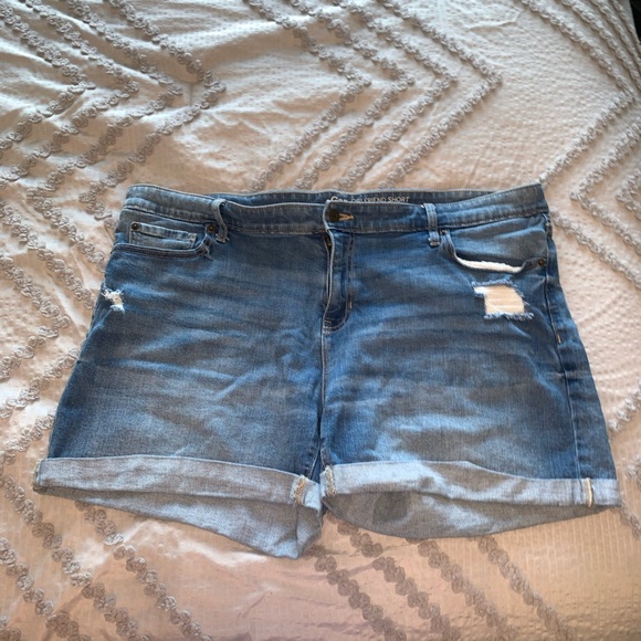 GAP Pants - Gap | Distressed Girlfriend Shorts | 16